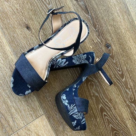 Jessica Simpson denim platform heels - Picture 4 of 5
